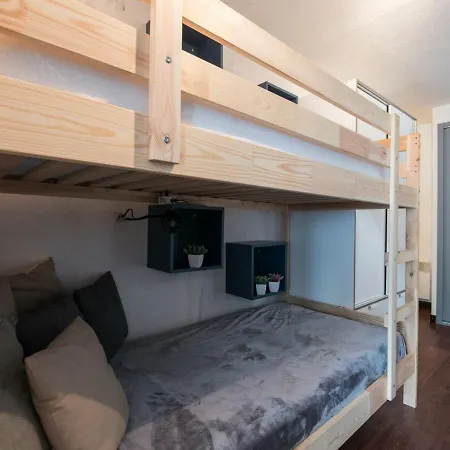 Апартаменты 2 Pieces Avec Parking Proche Centre Et Telepherique - Fr-1-296-239 Сен-Лари-Сулан